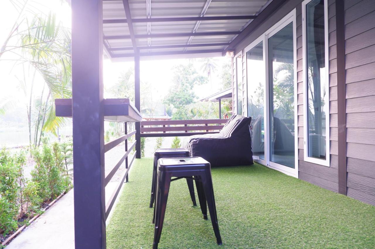 Baantia Chomtawan Bed and Breakfast Surat Thani Exteriör bild