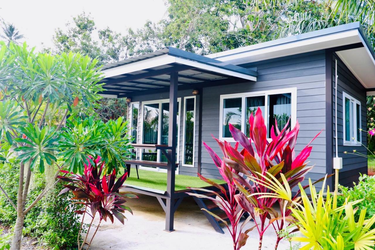 Baantia Chomtawan Bed and Breakfast Surat Thani Exteriör bild